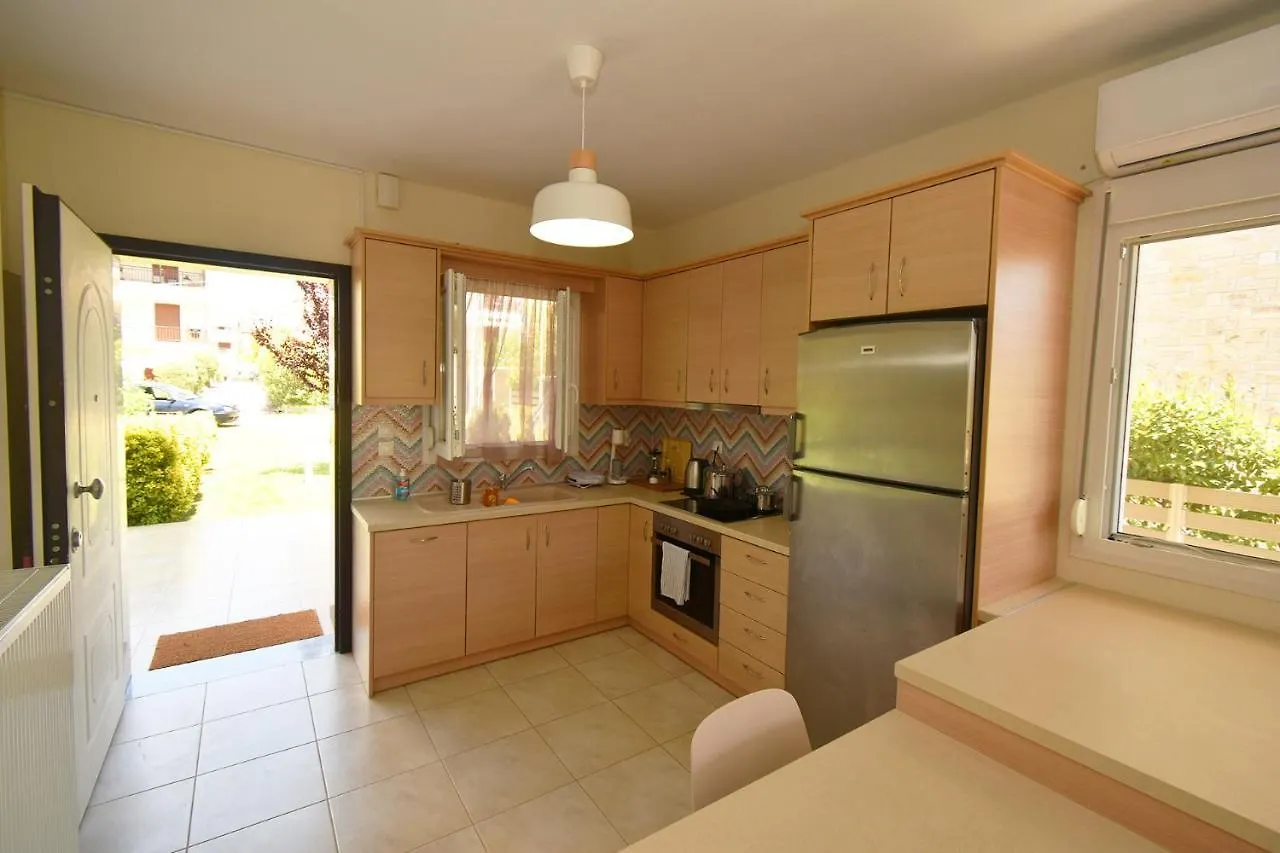 Lemon 2 Sea Side Apartment, Nikiti Holiday home